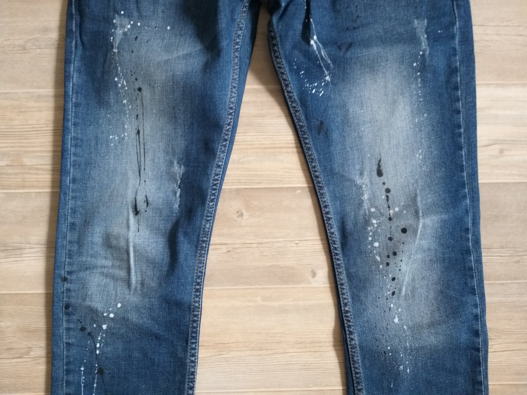 Dsquared2 Jeans: DSQUARED2 Jeans taille / Grosse 33 – Usato da Cossonay-ville venduto da Super-Price-Quality 2