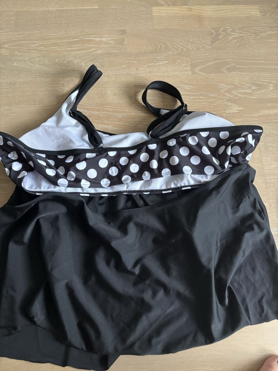 Badekleider & Bikinis: Tankini mit Tupfen 5XL – Neu (gemäss Beschreibung) aus Wald AR von bertli00 1