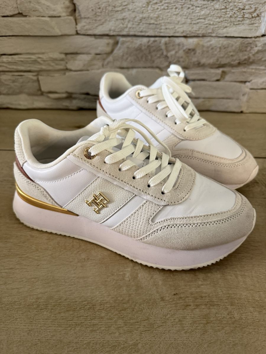 Tommy Hilfiger Damenschuhe: Tommy Hilfiger 39 – Neu (gemäss Beschreibung) aus Steffisburg von sim_5lpg 3