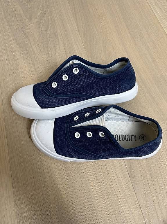 Scarpe per ragazzi: Slip On Sneaker Gr. 32 Neu – Usato da Glattpark(Opfikon) venduto da humanpro 1