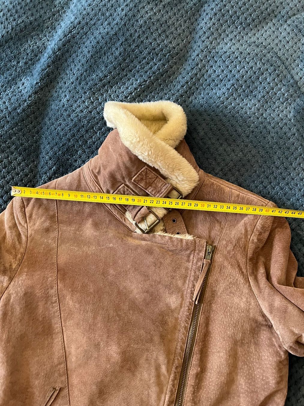 Giacche: Veste d'hiver en daim marron – Usato da Genève venduto da joanna11 2
