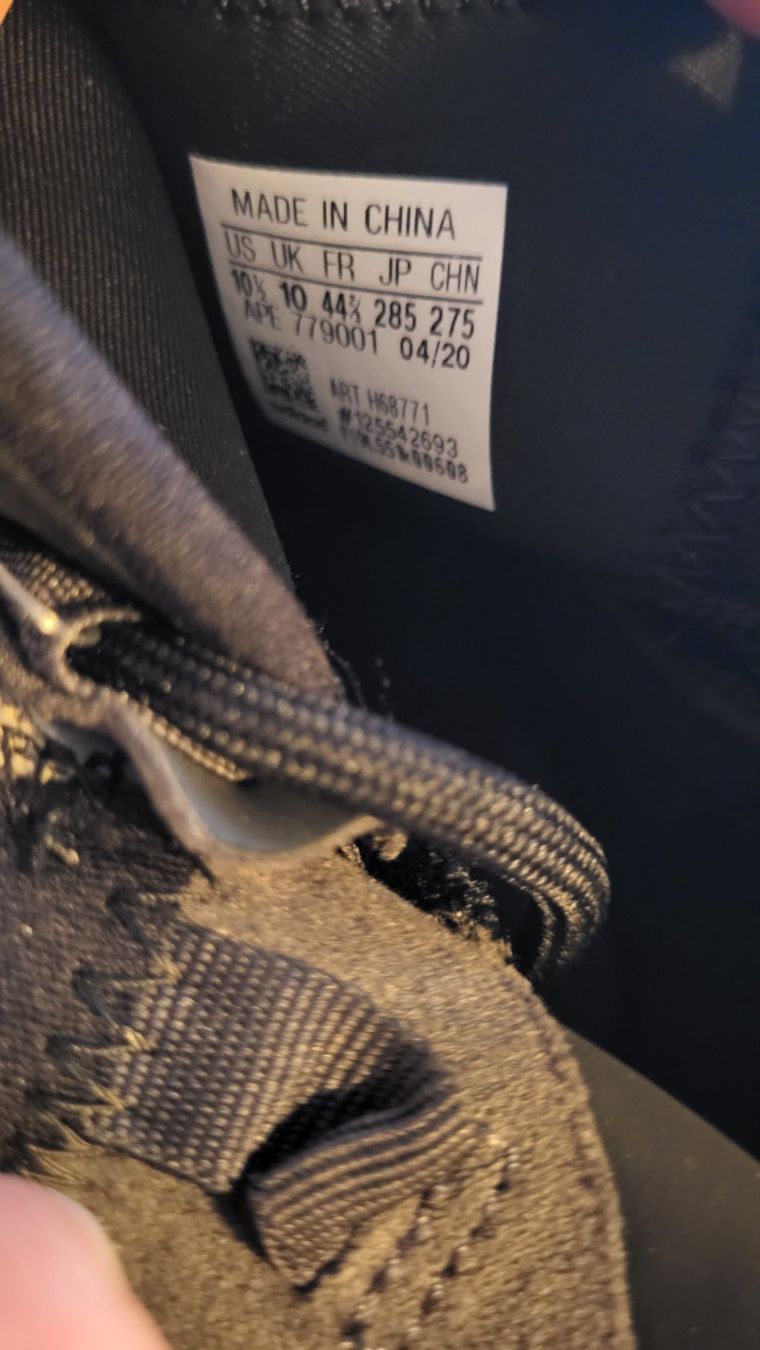 Adidas Scarpe da uomo: Adidas Yeezy QNTM – Nuovo e nell'imballaggio originale da Bern venduto da Sneakerheadz 4