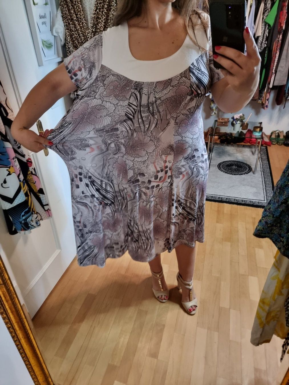Kleider: 🌺Kleid Größe 3XL🌺 – Gebraucht aus Wald ZH von CapLux