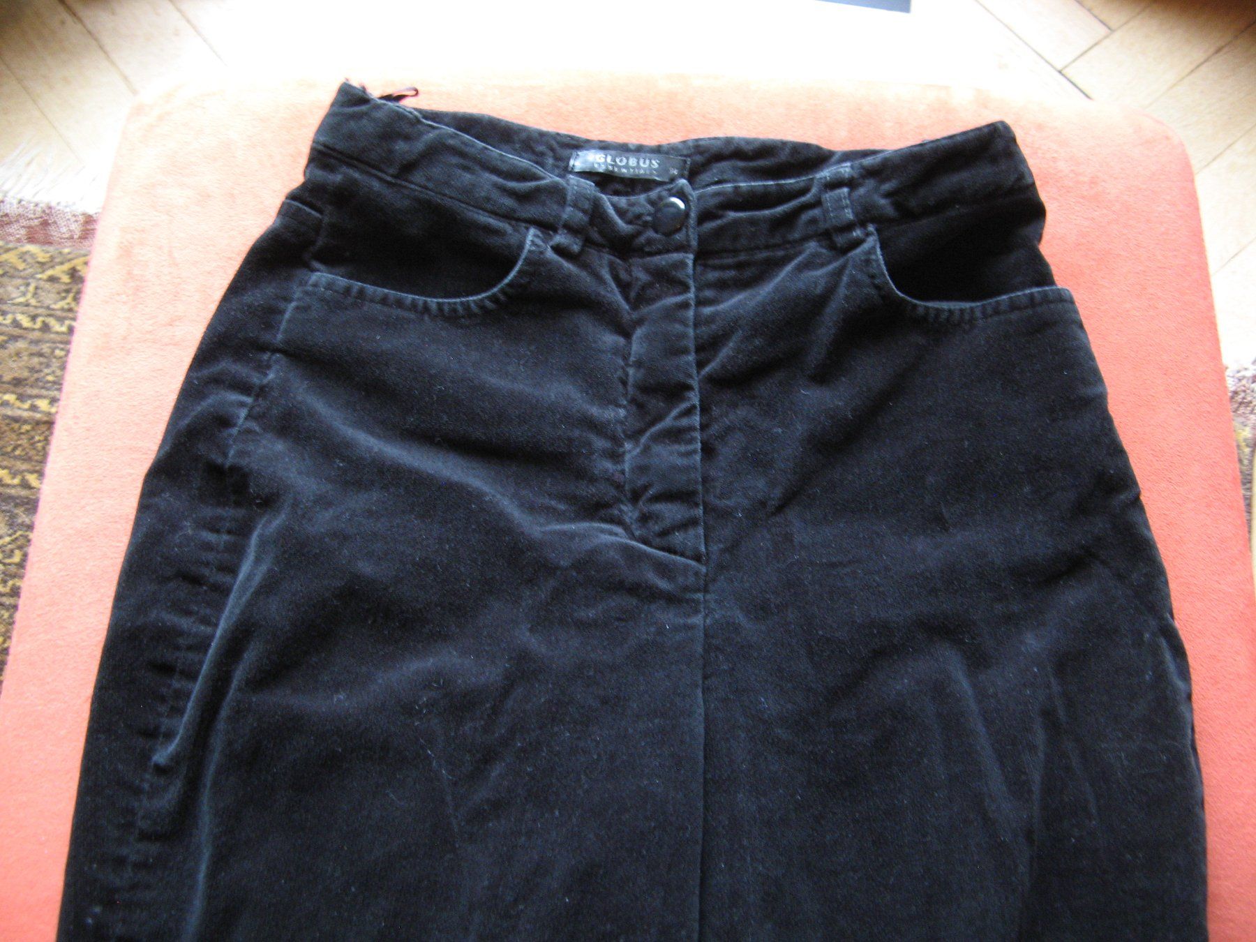 Globus Pantaloni: Hose Globus Essentials Gr. 34 schwarz – Usato da Zürich venduto da apil 1