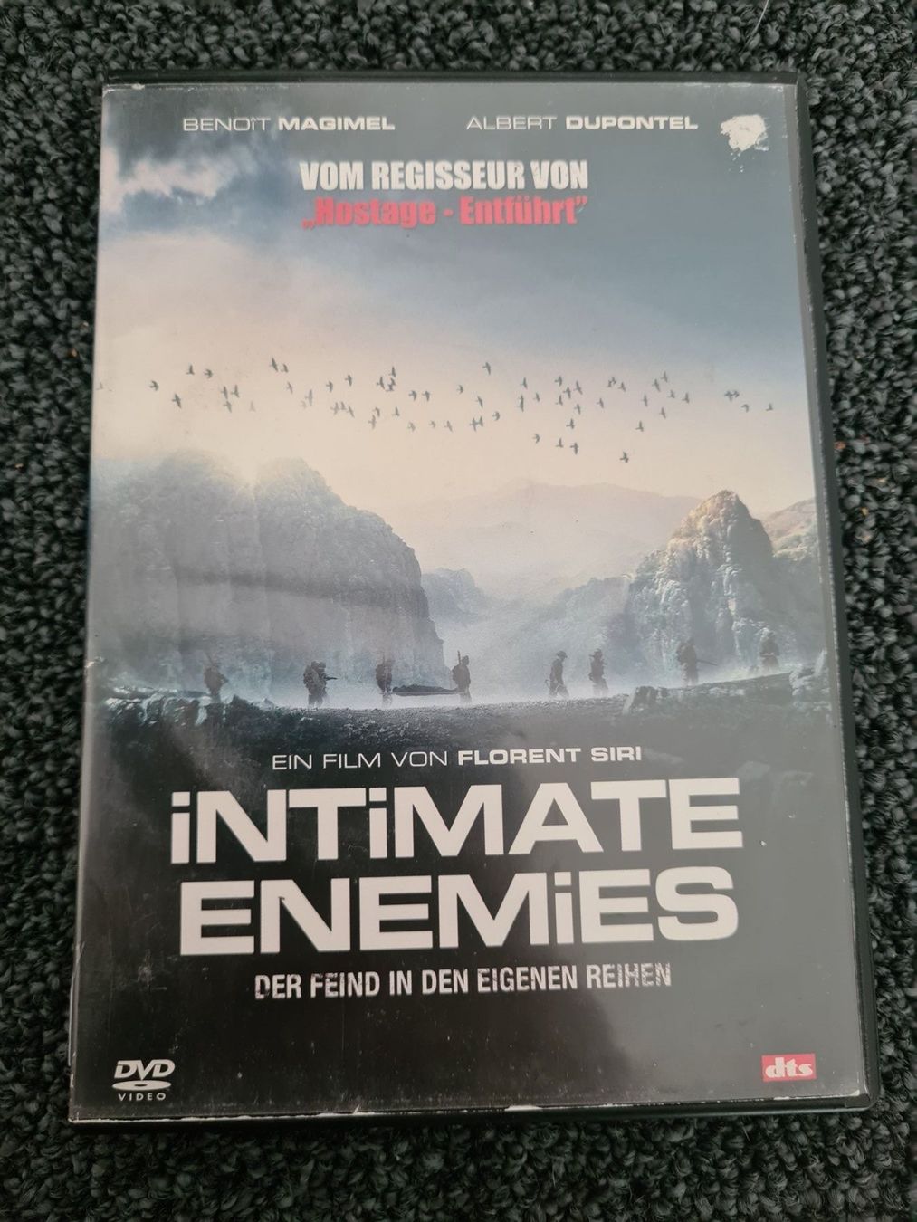 Tutti i DVDs: INTIMATE ENEMIES(12141) – Usato da Ruswil venduto da jan_bxl5