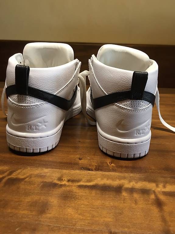 Scarpe da uomo: Sneaker, Nike R.T. Bianca ?edizione limitata? – Usato da Gordola venduto da Simijojo 2