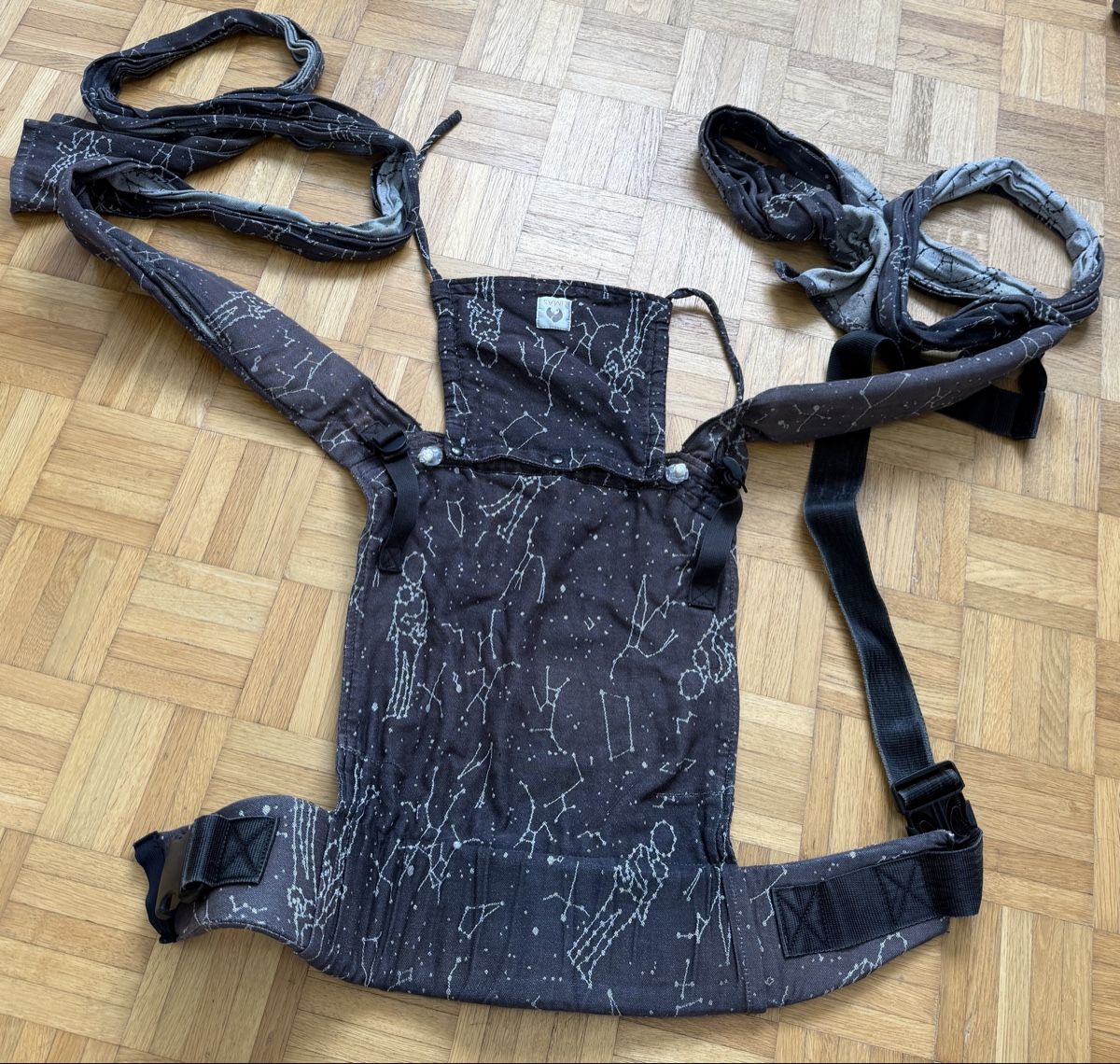 Limas Bauch- & Rückentragen: Original LIMAS Plus Babytrage – Gebraucht aus Winterthur von Patrix