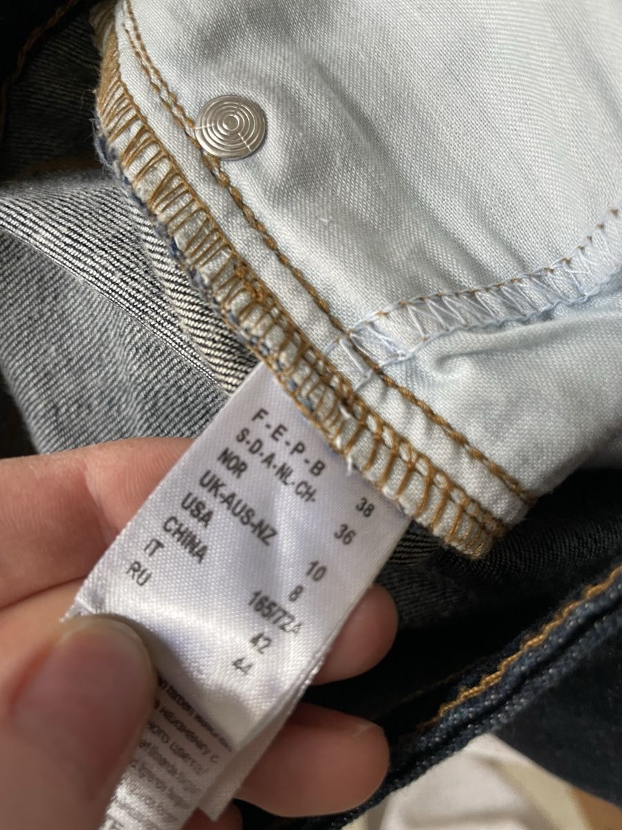 Jeans: Short en jeans – Usato da Concise venduto da Lae99 2