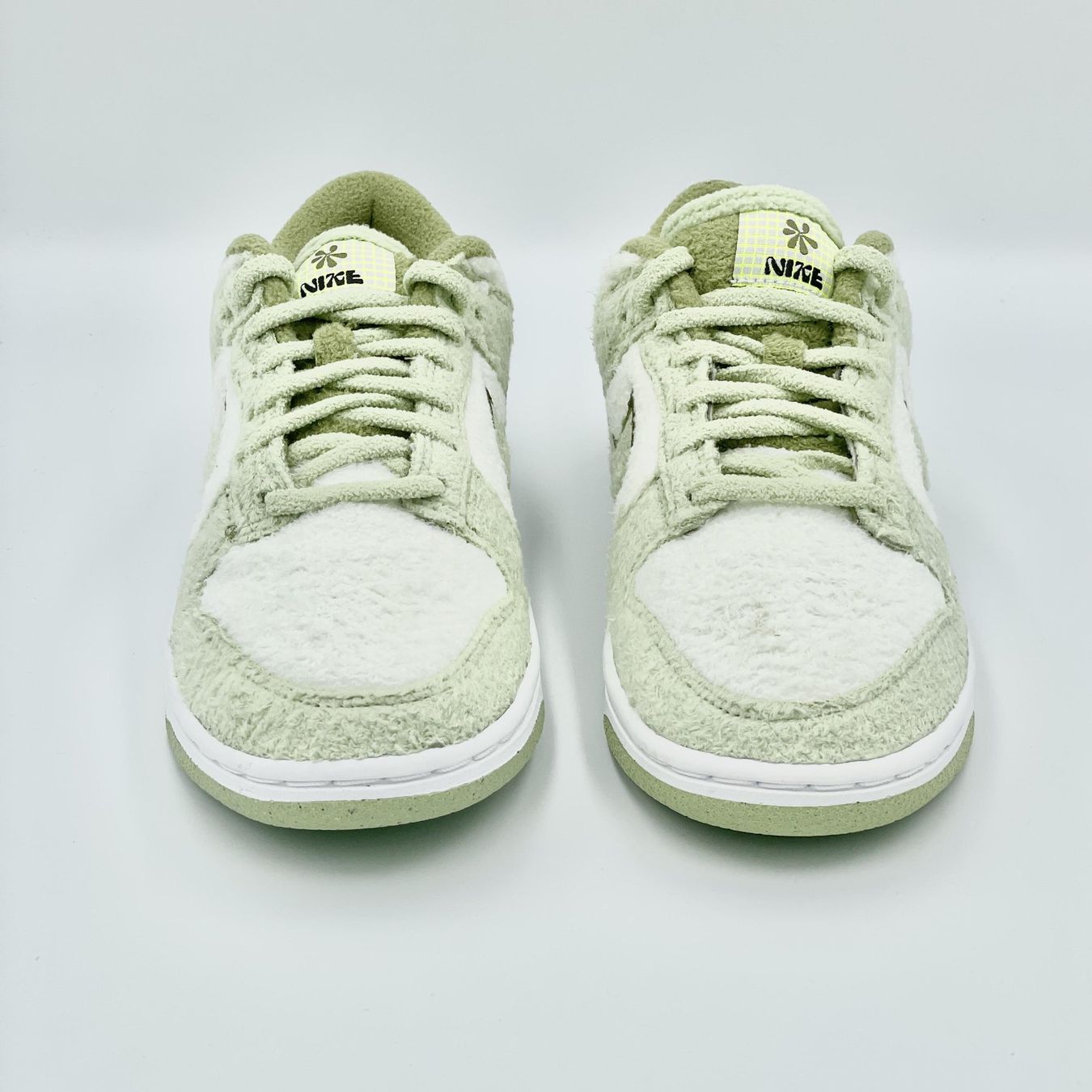 Nike Scarpe da donna: Nike Dunk Low Fleece Pack Honeydew EU 37.5 – Nuovo e nell'imballaggio originale da Erlinsbach venduto da sasneakers 4