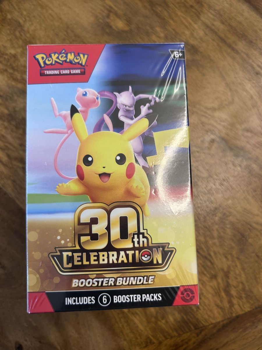 Pokémon Carte collezionabili: Pokemon TCG 30th Celebration Booster Bundle eng  – Nuovo (secondo la descrizione) da Basel venduto da basaranhallac
