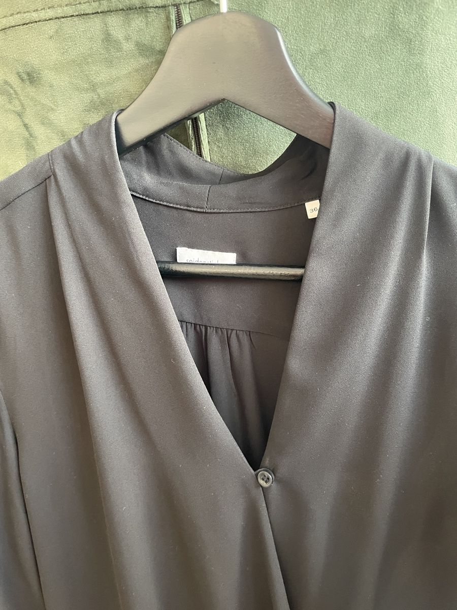 Blusen: Bluse Schwarz – Gebraucht aus Luzern von cor_26bj 1