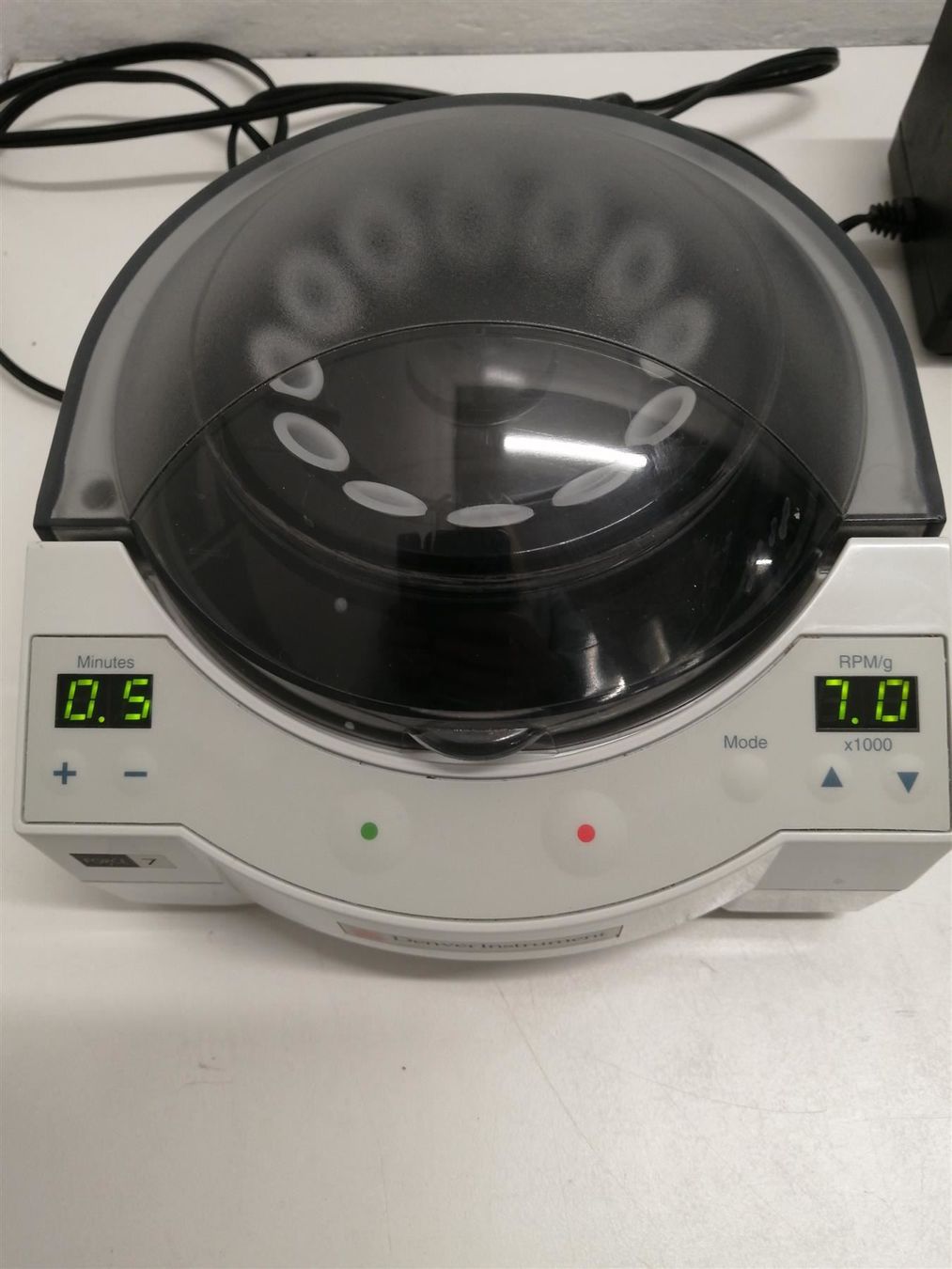 Accessori da laboratorio: DenverInstruments Microcentrifuge Force7 – Usato da Niederdorf venduto da LeptonAG_Labor 1