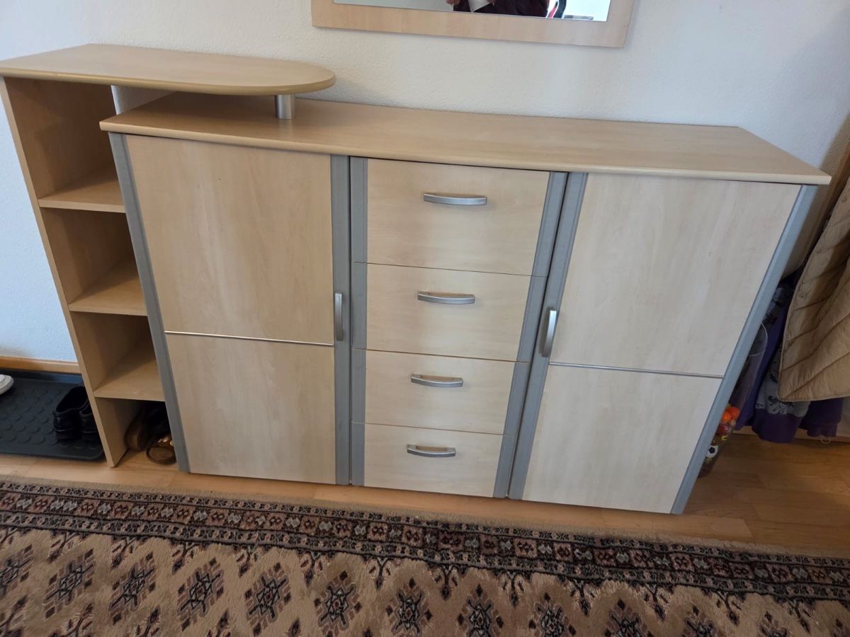 Cassettiere: Top Sideboard mit Spiegel – Usato da Einsiedeln venduto da Svenkurt 1