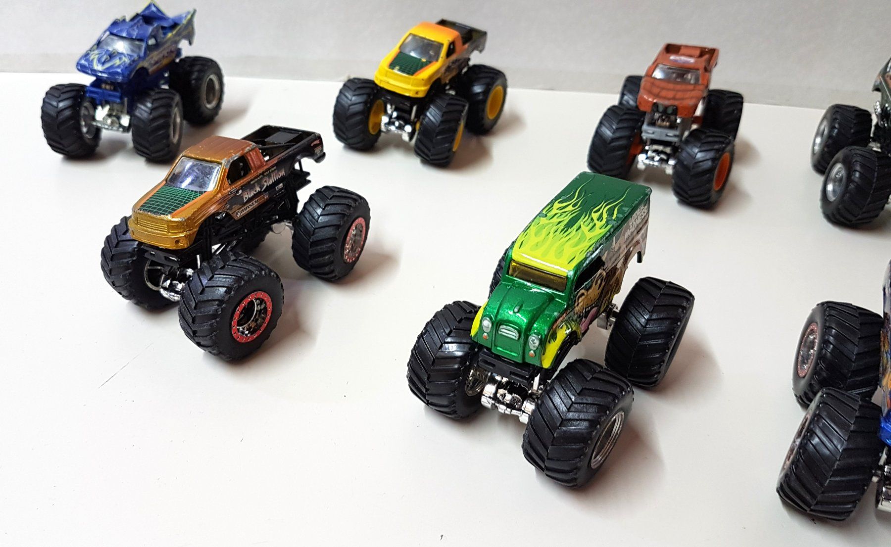 Modellautos: 11 Auto Offroader – Gebraucht aus Schüpfheim von Games_Spielkonsolen 7