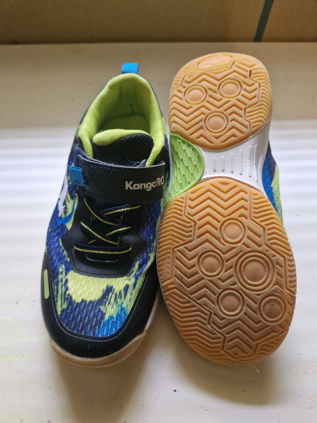 Scarpe per ragazzi: KangaROOS Kinder Turnschuhe Grösse 32 gebraucht – Usato da ebmatingen venduto da wady25x26x 1