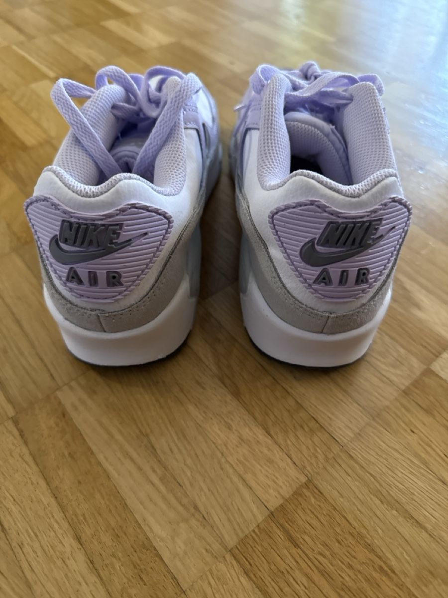 Nike Scarpe per ragazze: Nike Air Max 90 neu original  – Nuovo (secondo la descrizione) da Sisseln AG venduto da Gommibaerli87 2