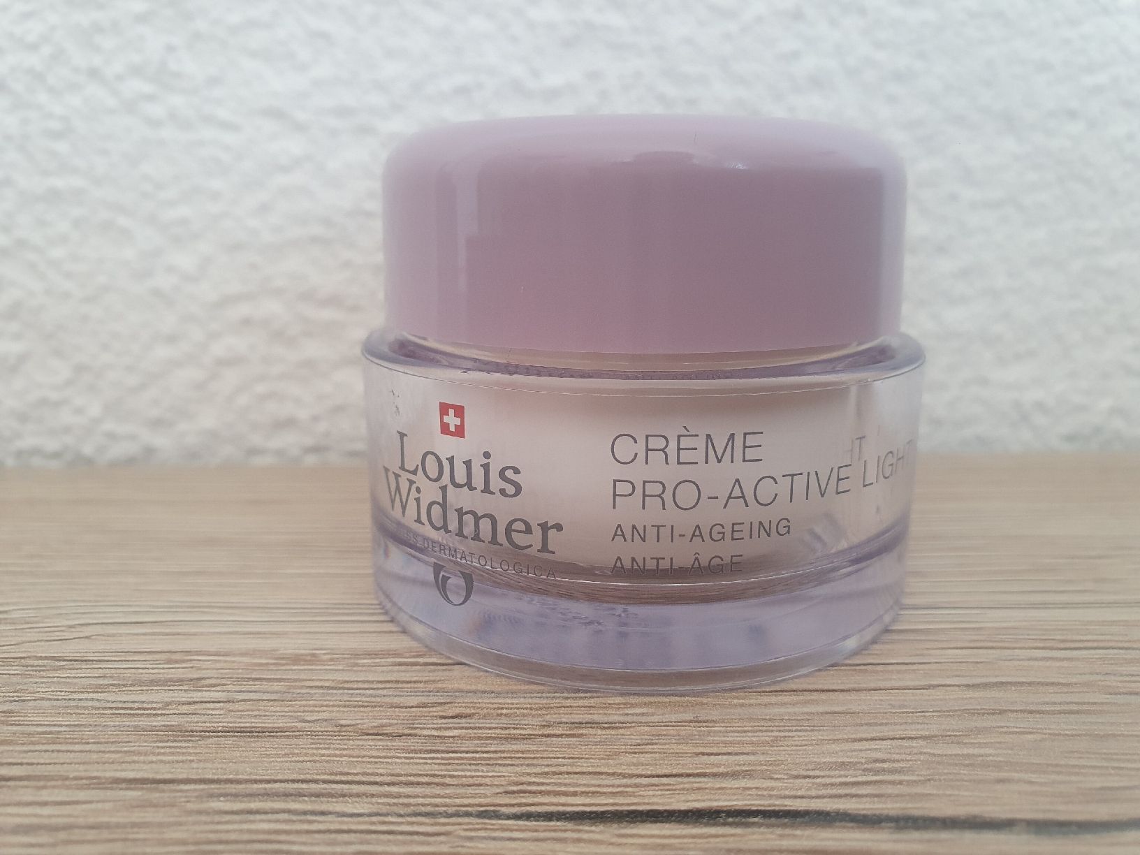 Louis Widmer Gesichtspflege: Louis Widmer Crème Pro-Active Light 50ml – Gebraucht aus Moosseedorf von Sonnenschein..