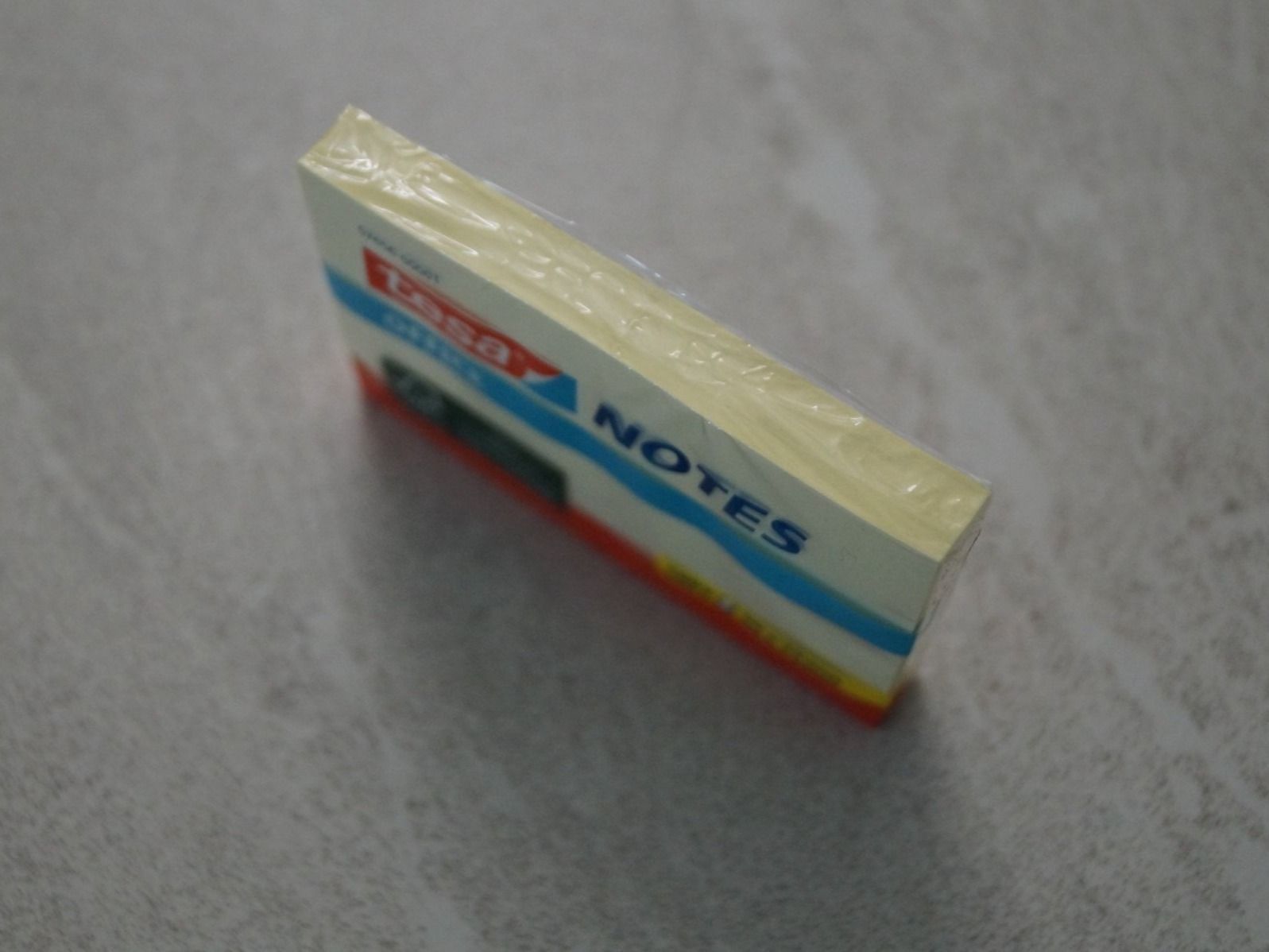 Blocchi: tesa Haftnotizen 50 x 75 mm gelb 100 Blatt – Nuovo e nell'imballaggio originale da Aarburg venduto da 2..0 2