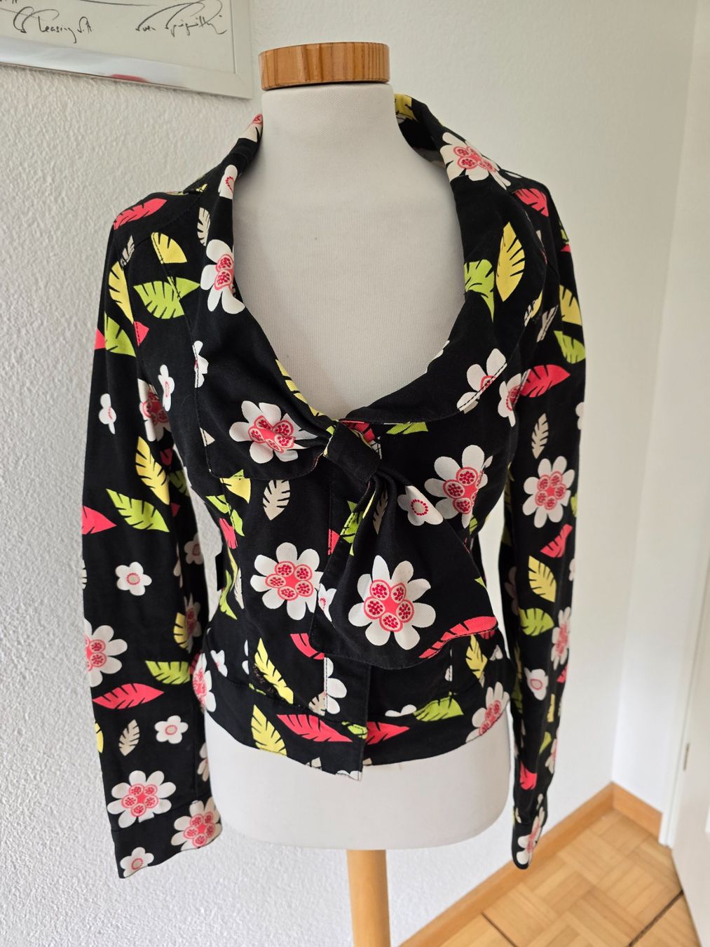 Moschino Giacche: Moschino Jacke Gr. 36 – Usato da Bottmingen venduto da sandy_2