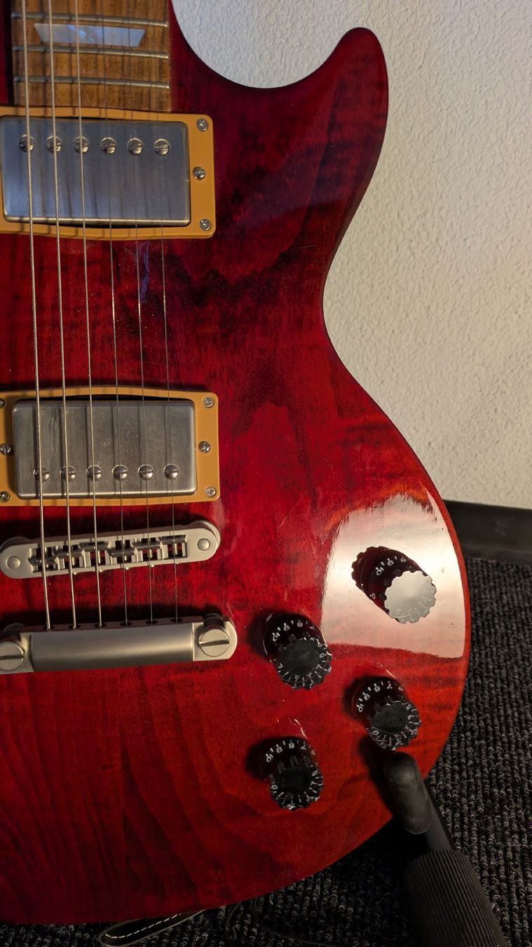 Gibson Instruments de musique: Les Paul Studio Wine Red (2016) inkl. Case – D'occasion à Zürich par Ge8 4
