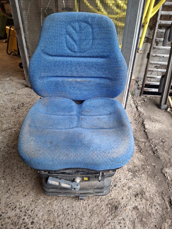 Sitz Mechanische Federung Cobo zu New Holland (Gebraucht) in Aeschau ...
