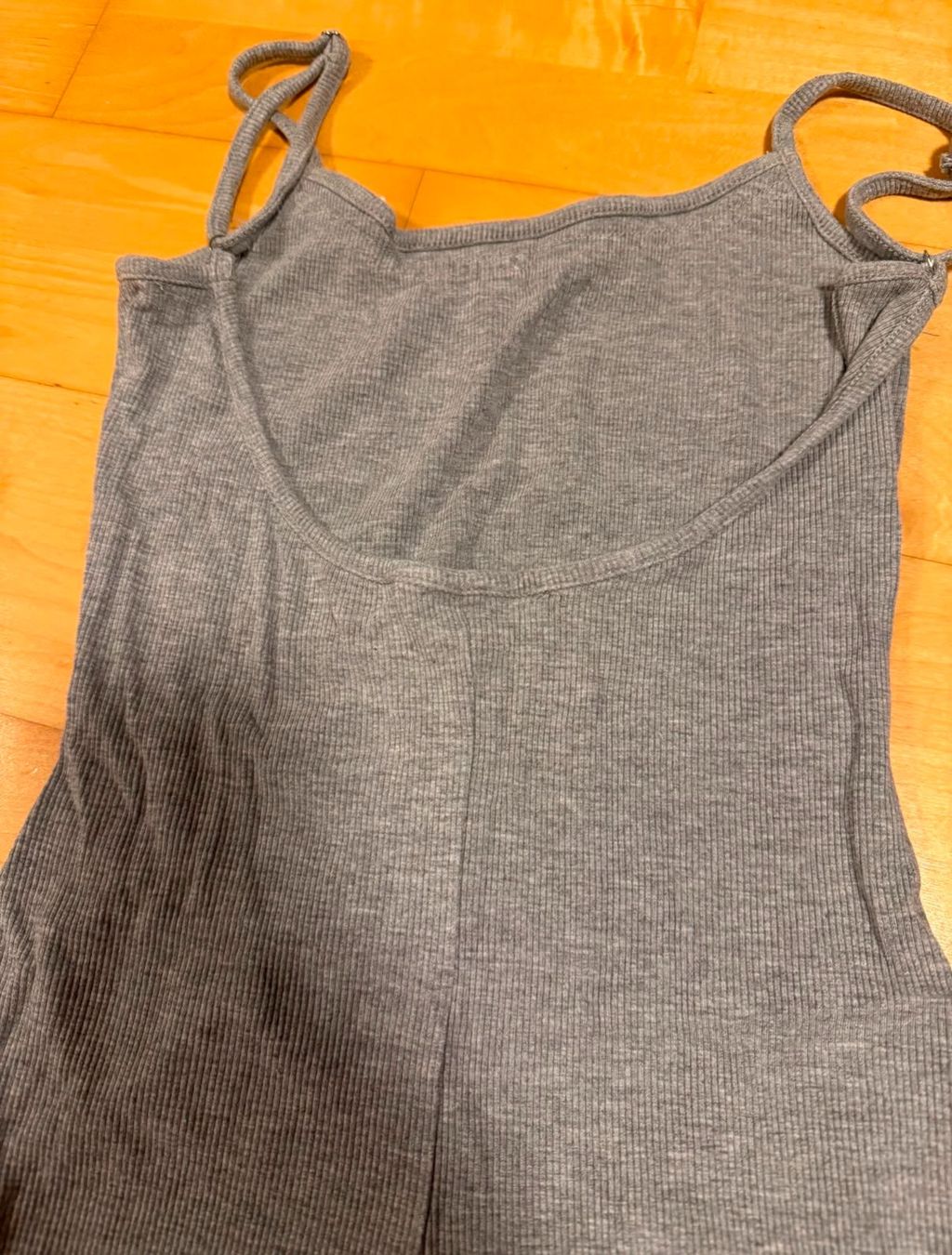 Jumpsuits: Grauer Jumpsuit mit Trägern Grösse S – Gebraucht aus Schwarzenbach SG von benifrick 3