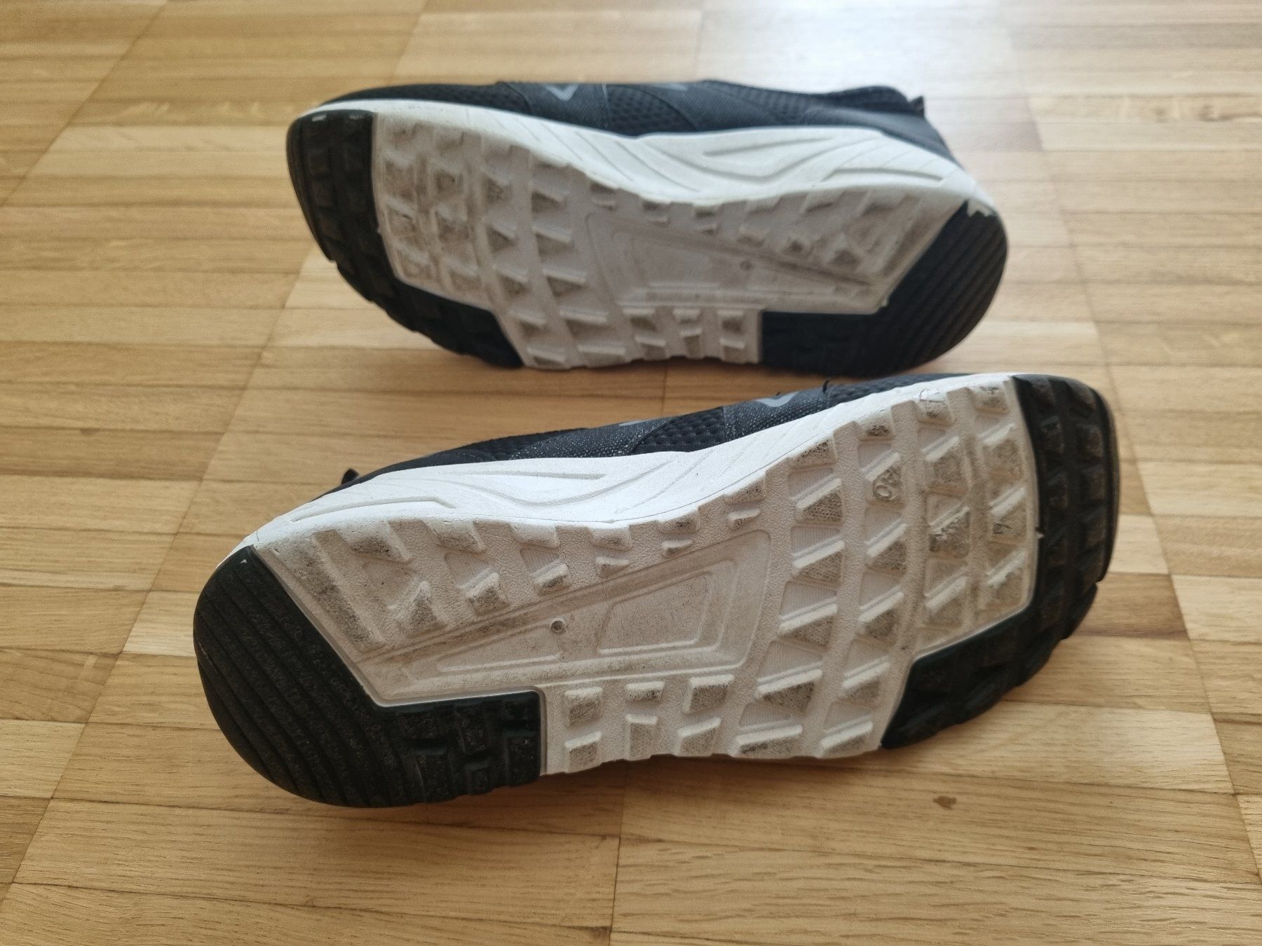 Herrenschuhe: Halbschuhe/Sneakers - Gr. 39 – Gebraucht aus Neftenbach von DanielaS01020304 1
