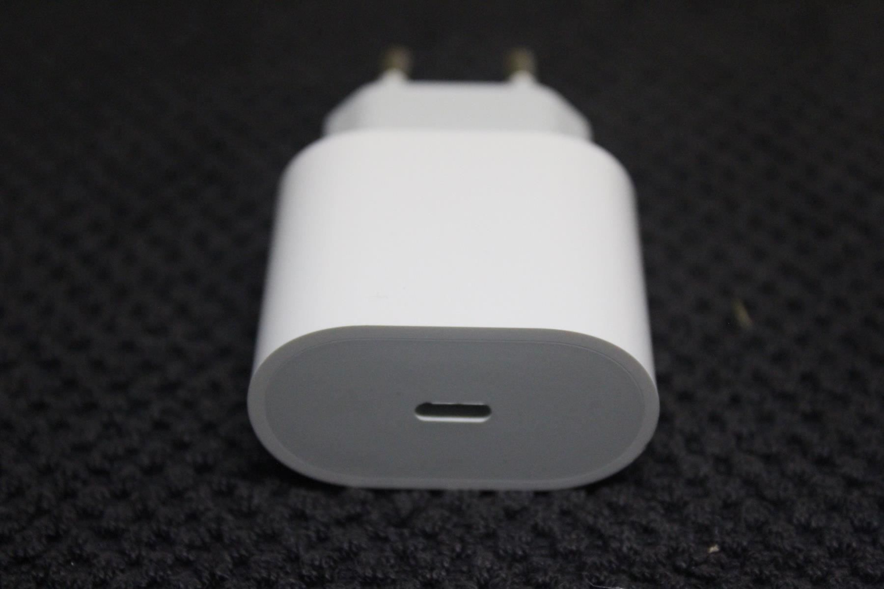 Accessori per Smartwatch: Ladegerät + USB-C Magnetisch apple watch – Nuovo (secondo la descrizione) da Kirchdorf AG venduto da Apost008 1