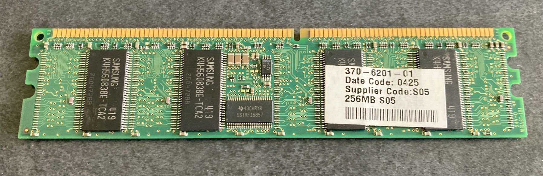 PC: 256Mb RAM auch für Sun Computer – Usato da La Plaine venduto da sil4555