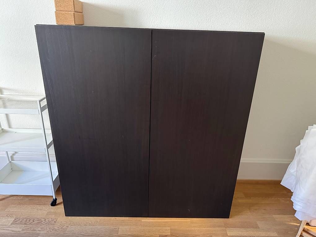 Commodes: Kommode schwarz – D'occasion à Bern par figureskater