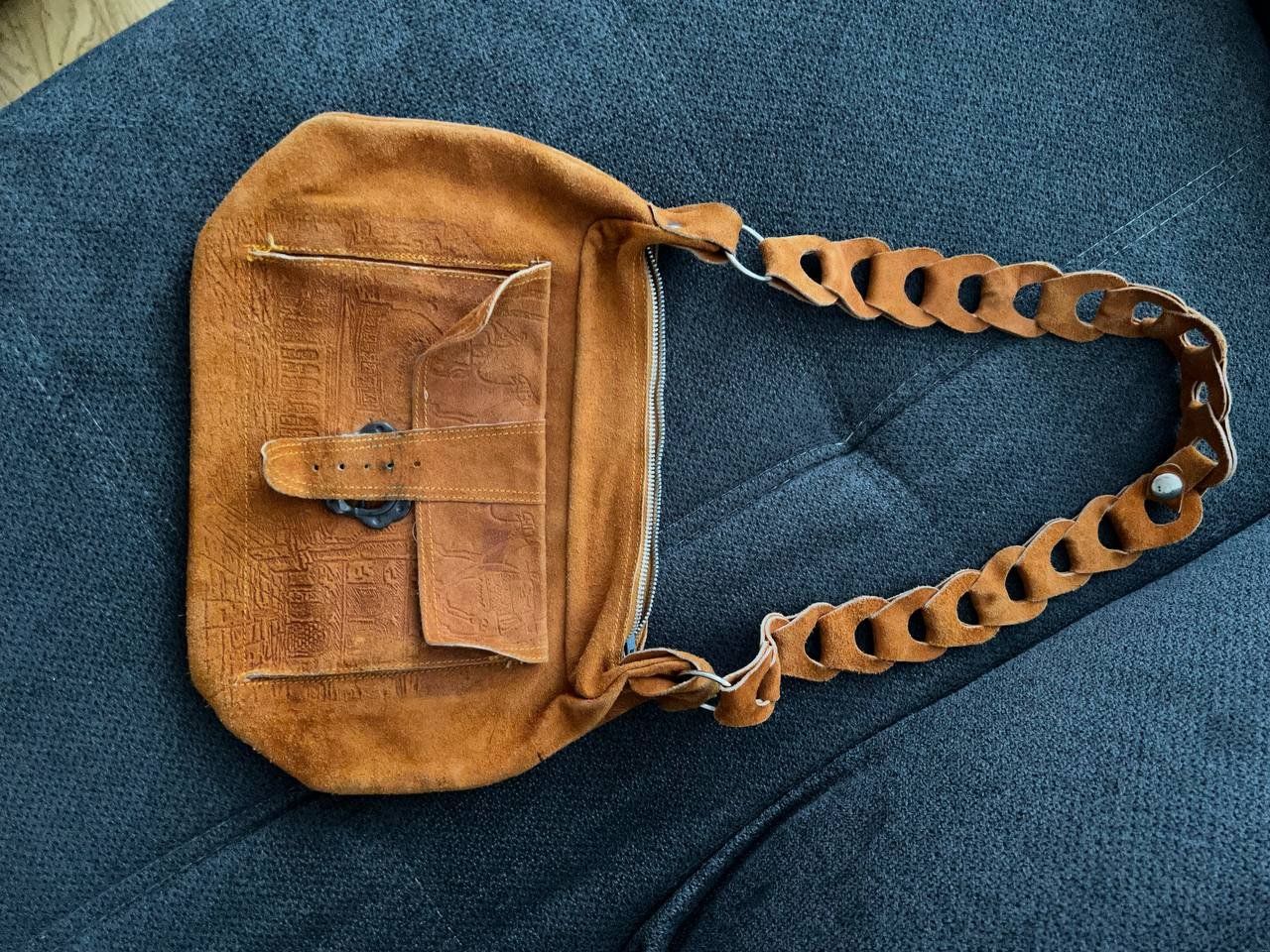 Taschen für Damen: Tasche Leder – Gebraucht aus Riehen von ann_76jw