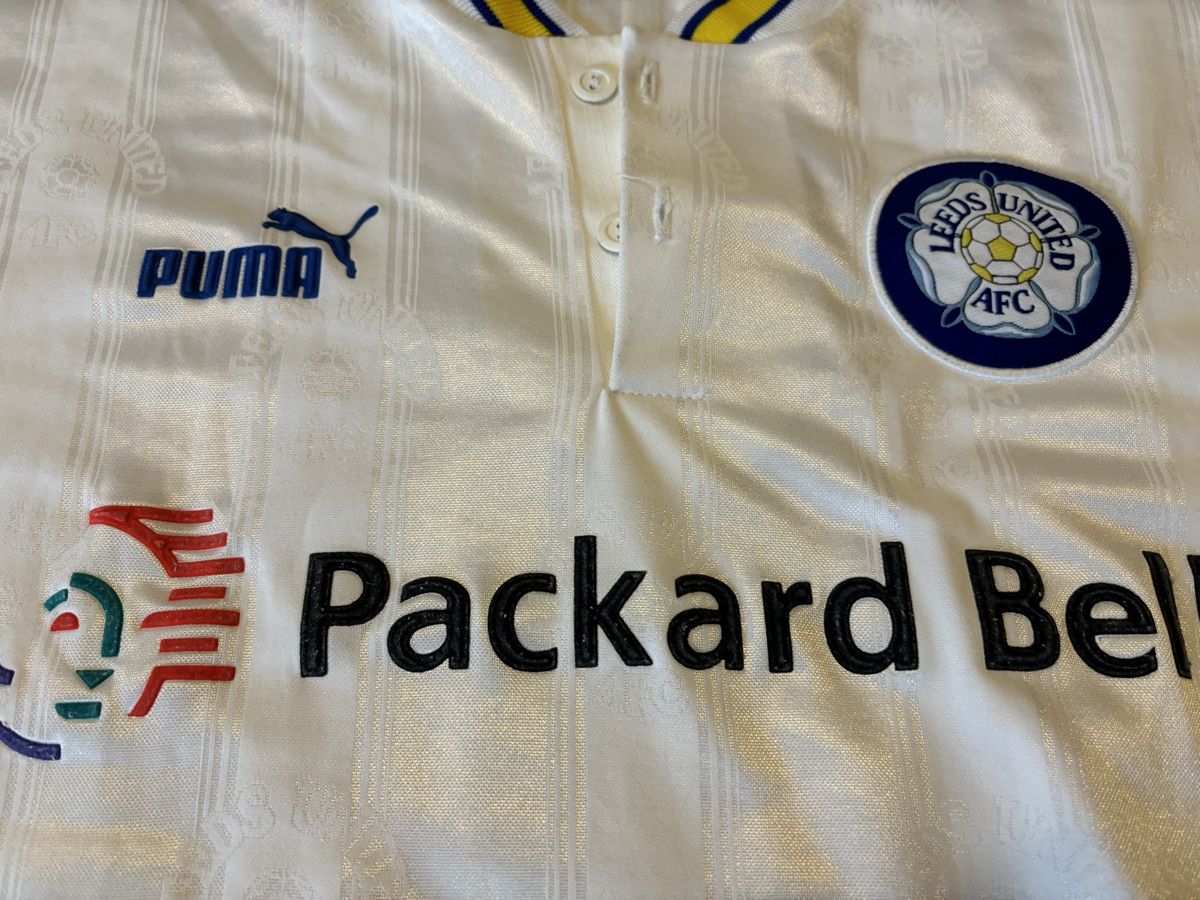 Puma Canottiere & Pantaloni: Leeds n9 maillot – Usato da Le Grand-Saconnex venduto da focamix 1
