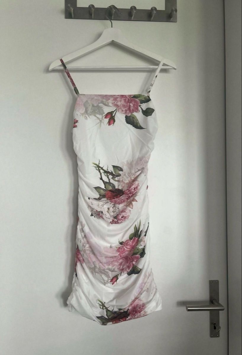 Vestiti: Kleid ungetragen Grösse S – Nuovo e nell'imballaggio originale da Dübendorf venduto da ali_g7p8