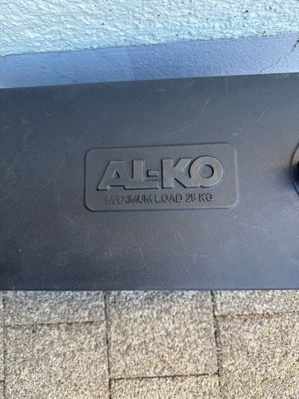 Rimorchi: Anhänger Kunststoff Staubox ALKO L=515 B=220 – Usato da Wettingen venduto da bar7 3