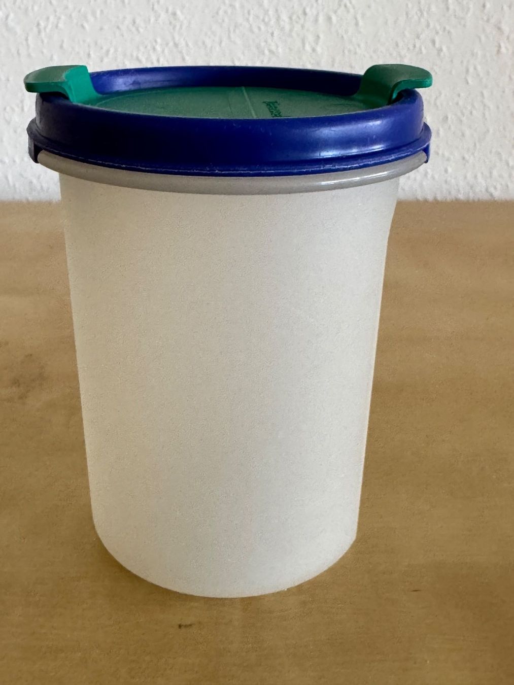 Tupperware Contenitori & Simili: Käsestreuer von TUPPERWARE – Usato da Luzern venduto da Ankerli 1