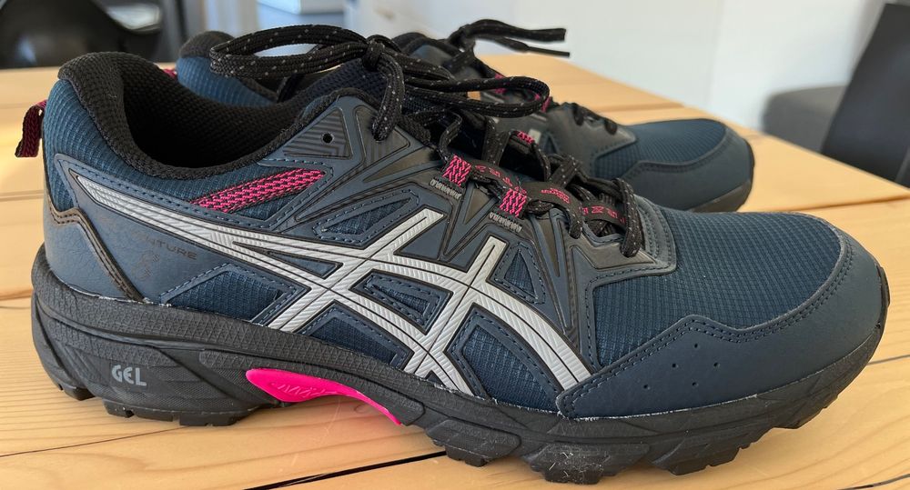 asics laufschuhe 42