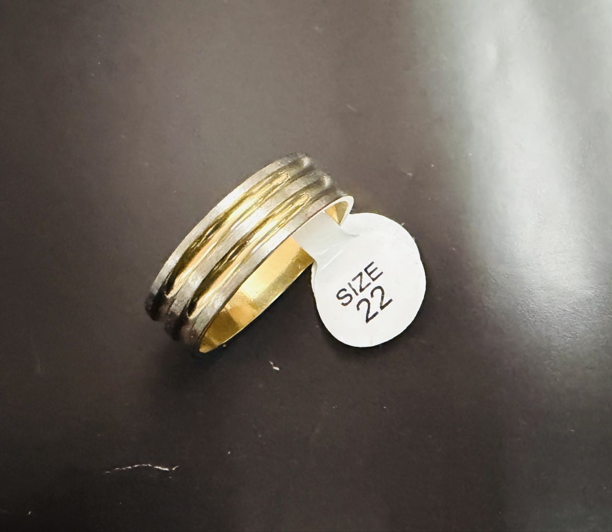 Anelli: Edelstahlring, Gold/Silber Design - Grösse 22 – Nuovo (secondo la descrizione) da Dietikon venduto da Emoruk 2