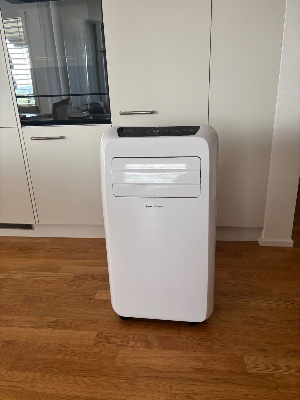 Novamatic Klimageräte: Klima Gerät  Novamatic CL 1220 – Neu (gemäss Beschreibung) aus Männedorf von Pagode1 2