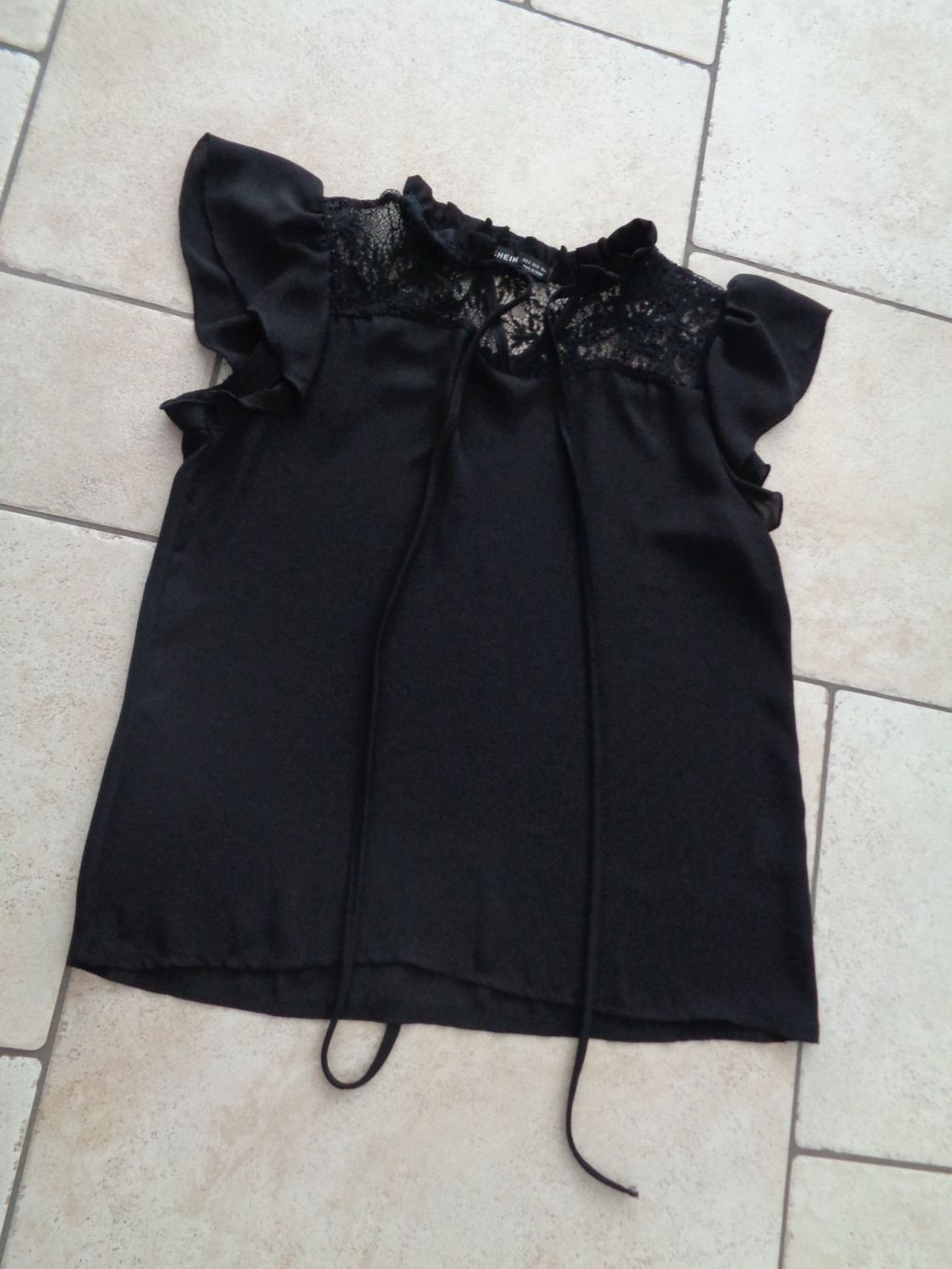 Shein Blusen: Bluse / Shirt  Shein  Grösse S – Gebraucht aus Kreuzlingen von Robi-2003