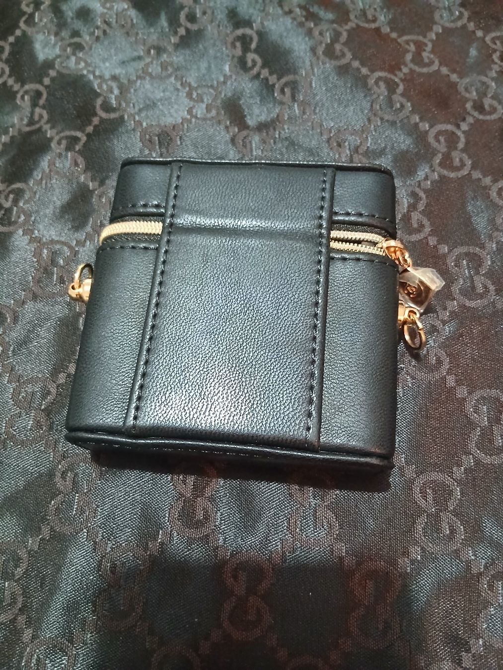 Chanel Borse da donna: Chanel vip gift makeup bag – Nuovo e nell'imballaggio originale da Le Grand-Saconnex venduto da Rgt87 2