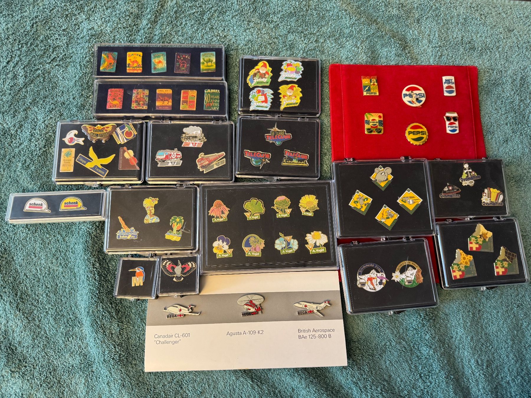 Anhänger: Pin- Sammlung#1 – Gebraucht aus Kestenholz von cvx_889vv