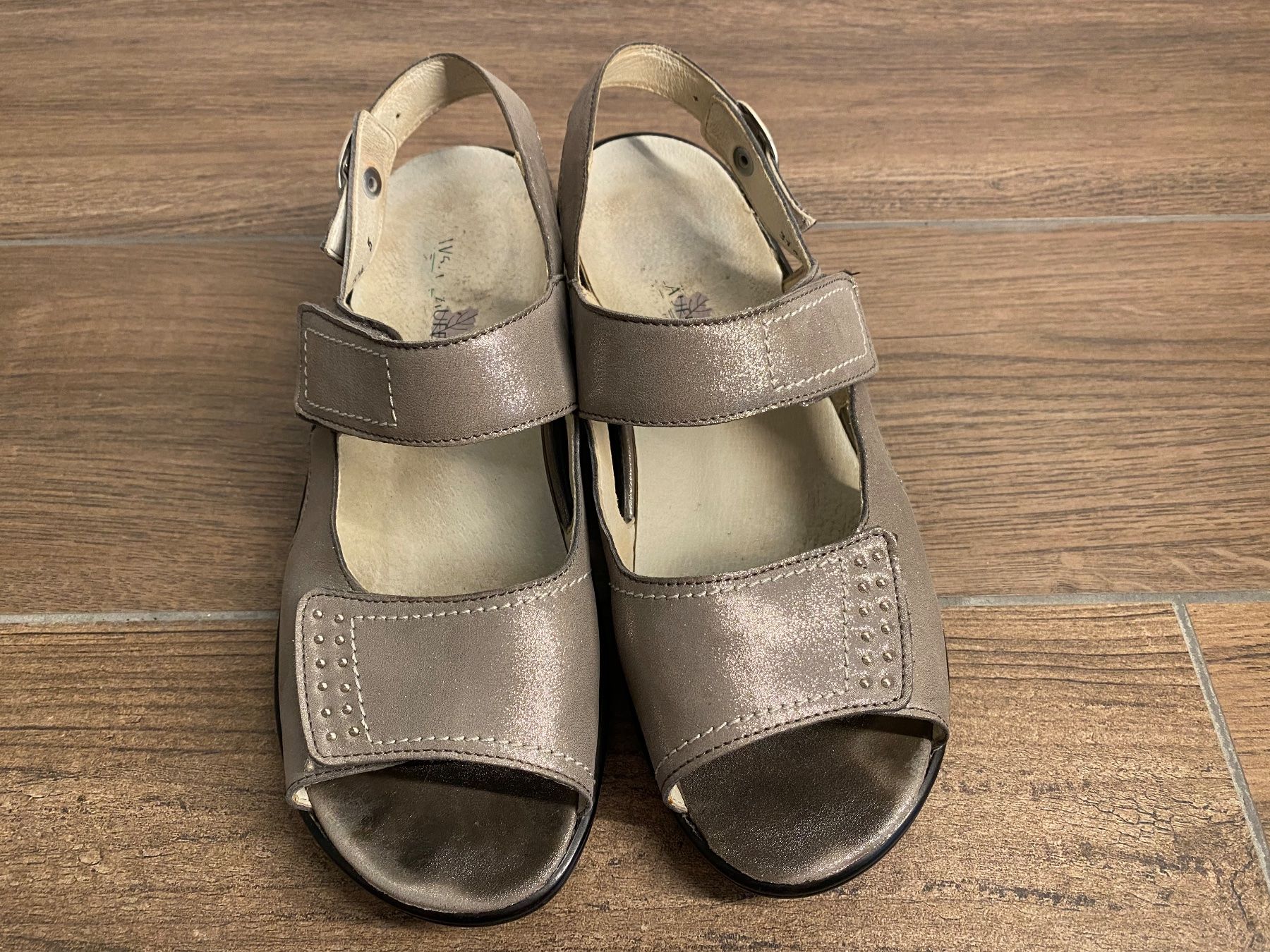 Damenschuhe: Waldläufer Sandalen bronze Gr. 38 – Gebraucht aus Pratteln von a23_j2gs 8