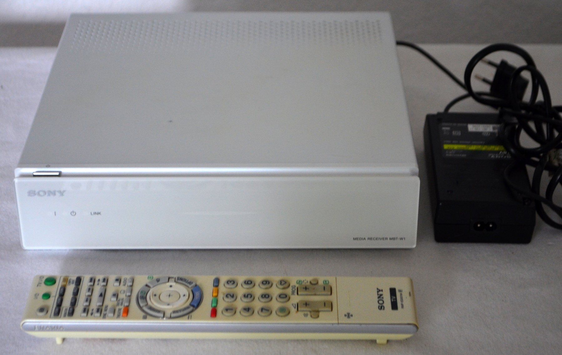 Sony Sistemi audio & multimediali: Sony Media Receiver MBR-W1 – Usato da Collonges venduto da arashee 1