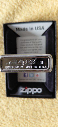 Accendini: Zippo Aquarius Sternzeichen NEU .. in OVP – Nuovo e nell'imballaggio originale da Gipf-Oberfrick venduto da Bicholino 3