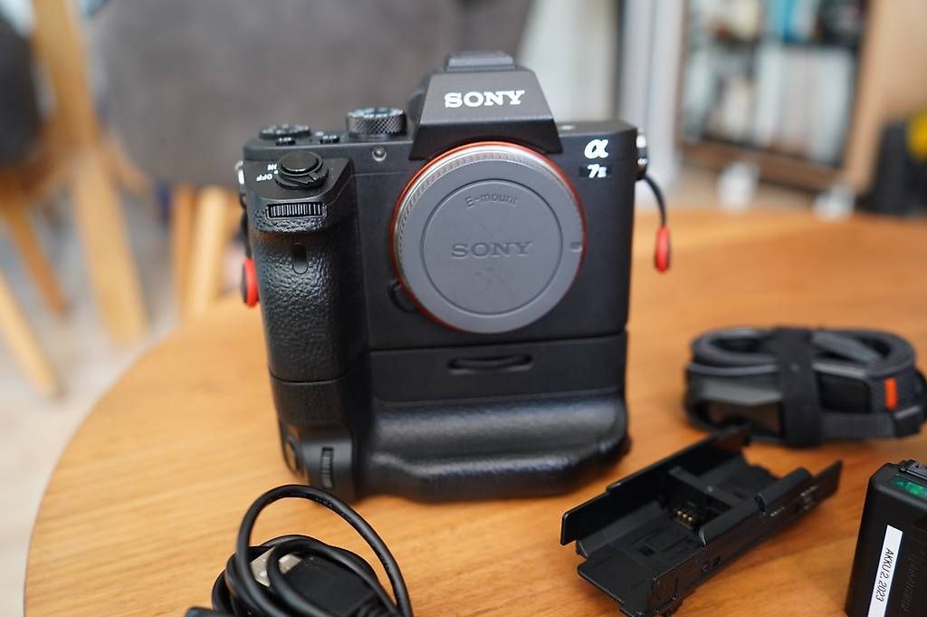 Fotocamera: Sony Alpha A7ii – Usato da Berikon venduto da M-Jaberg 1