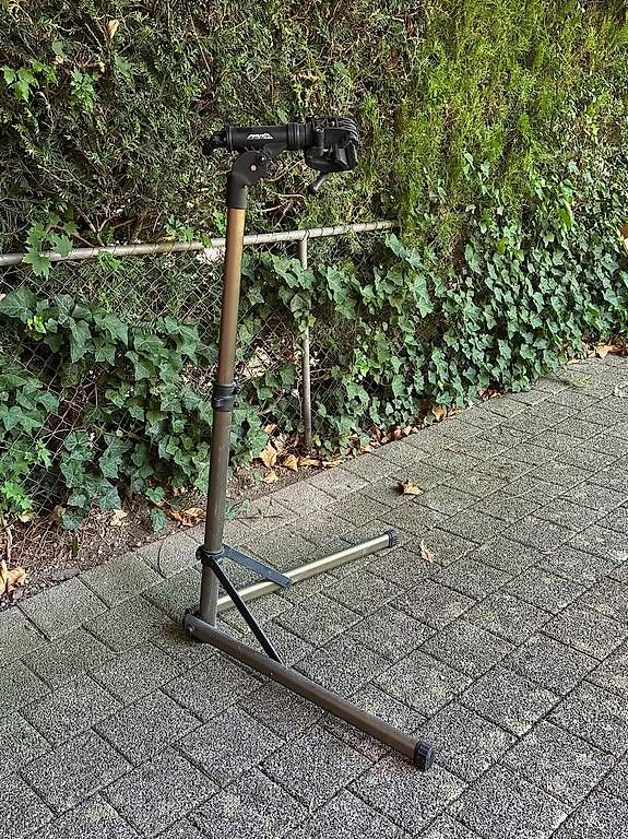 Rateliers à velo: Veloständer – D'occasion à Zürich par daz_85bq
