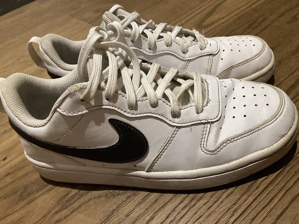 Chaussures hommes: Nike Sneakers Gr. 36  – D'occasion à Winterthur par Rawille
