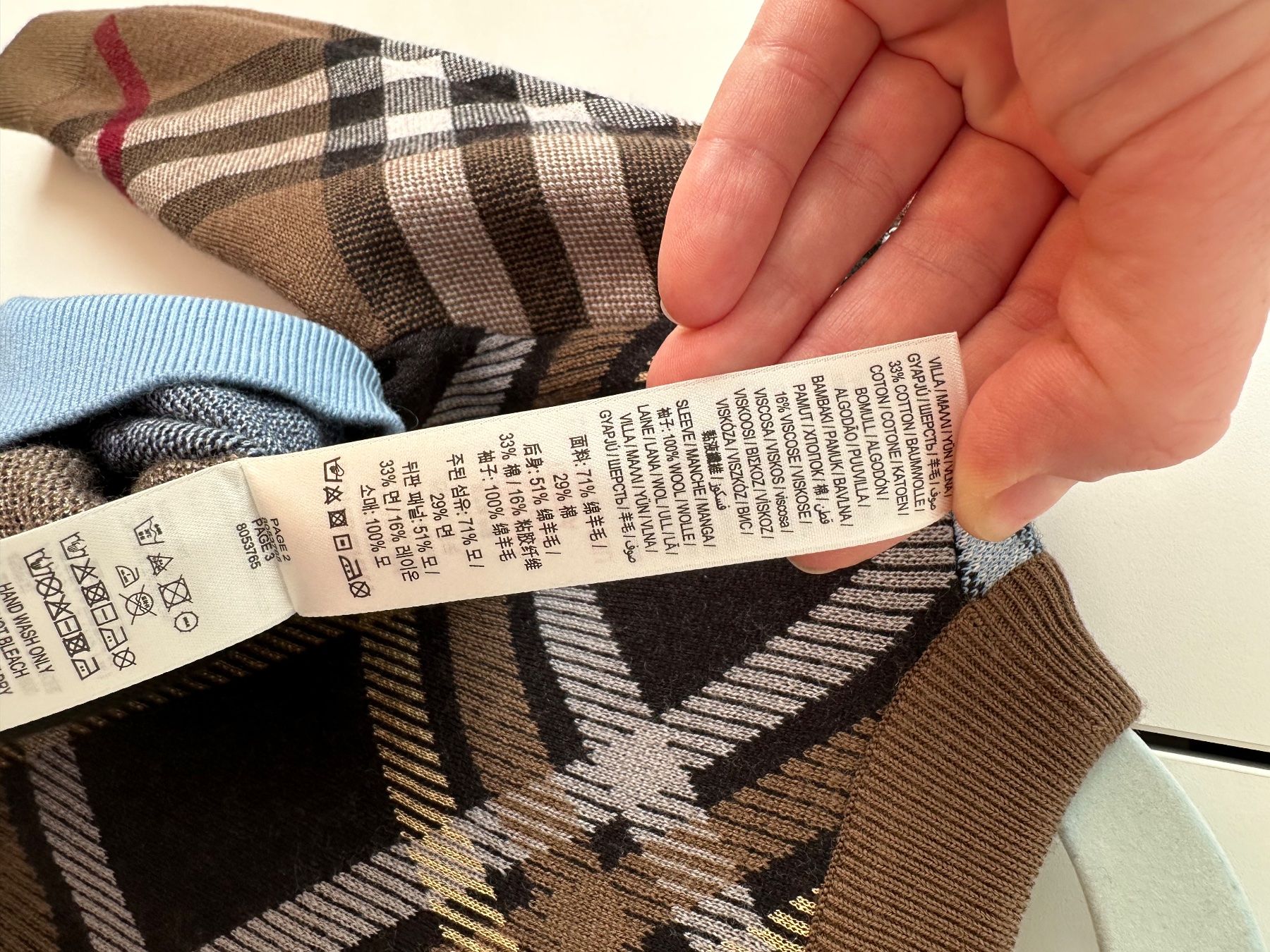 Burberry Pullover & Sweatshirts: Boys pullover Burberry . Perfect condition. Size 98 – Gebraucht aus Küssnacht am Rigi von hor_dpb7 4