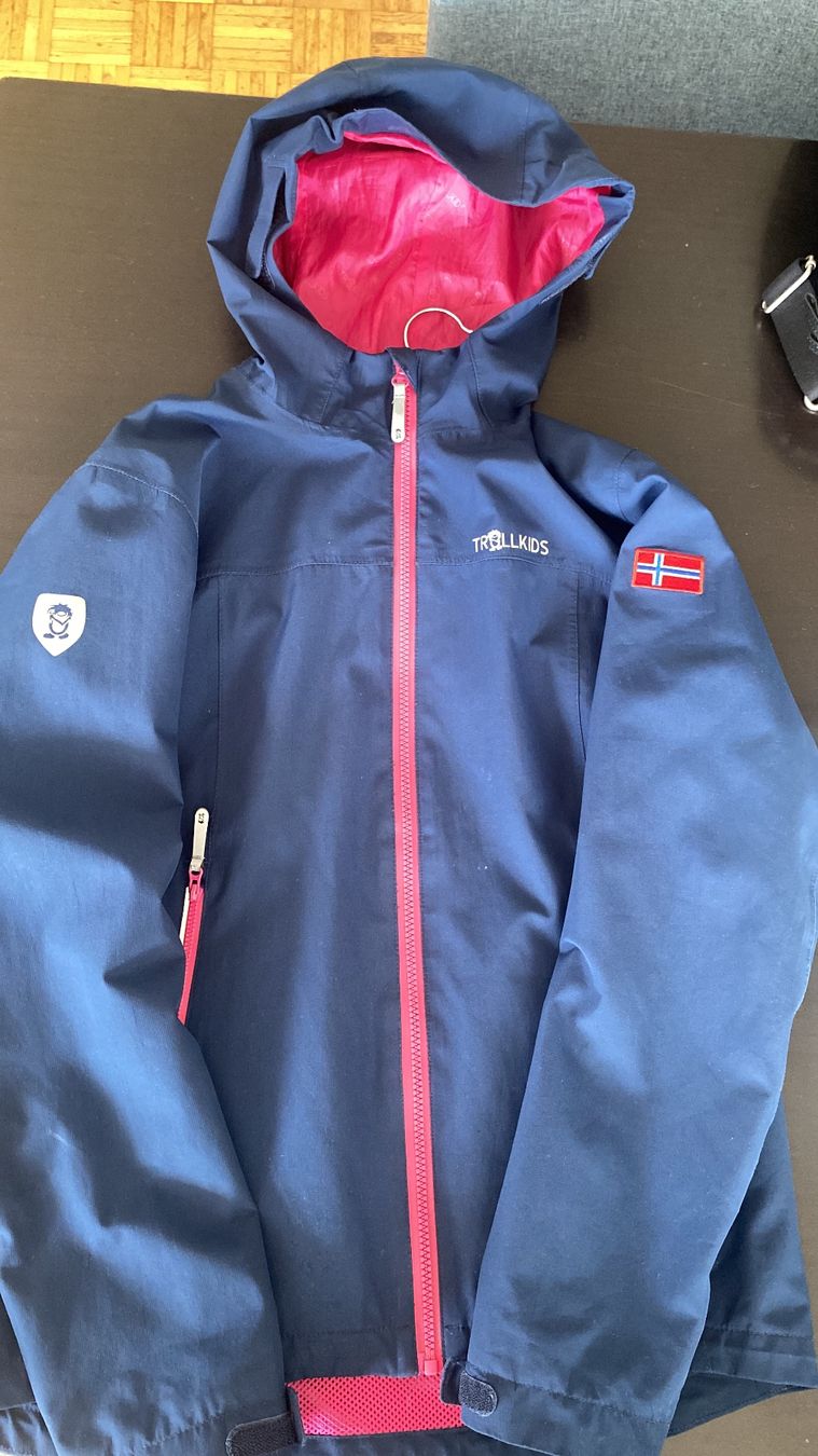 Trollkids Jacken & Mäntel: Mädchen Jacke Trollkids GR. 164 – Gebraucht aus Chur von GruCat69