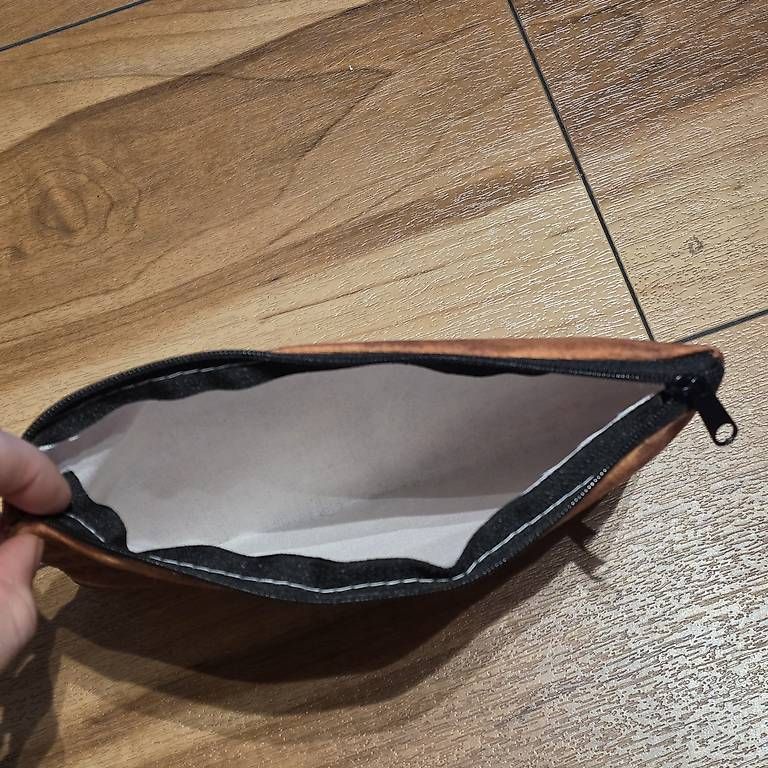 Astucci : Braunes Etui – Usato da Reichenbach i. K. venduto da likki07 1
